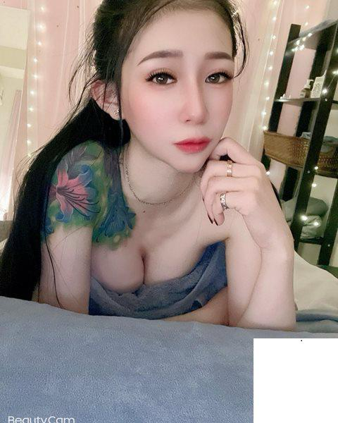 Siamo due 💗💗appena arrivate, dolce, sensuale e seducente ~ 1
