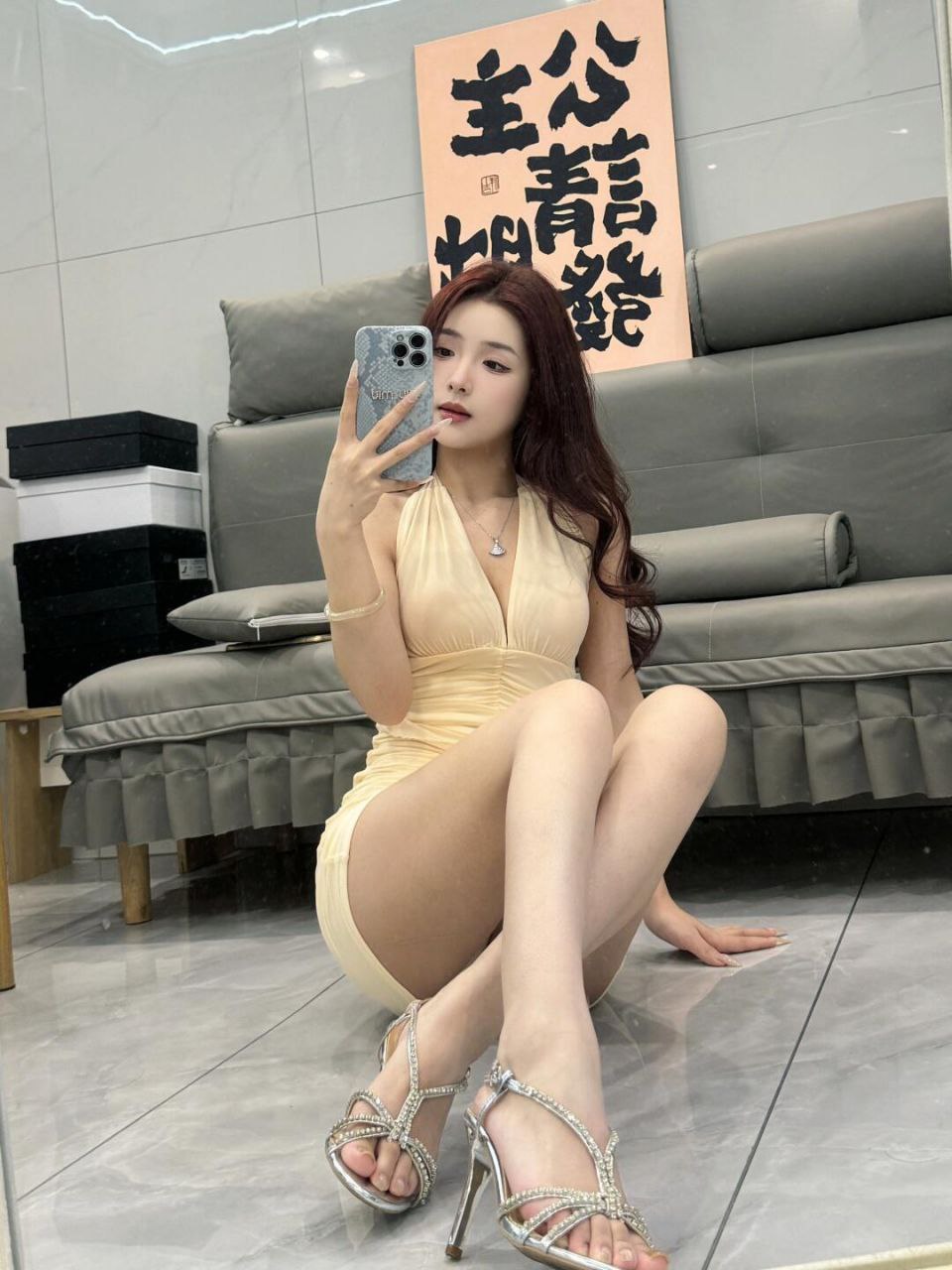OGGI NUOVA ARRIVATA ORIENTALE RAGAZZA SEI QUI PER RIPOSARE F 2