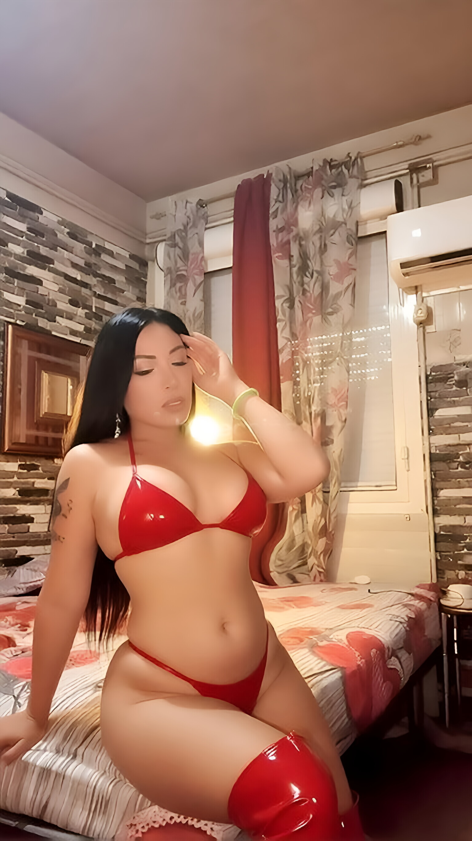 FOTO REALE COMPLETA PORCELINA... DISPONIBILE PER FARE TUTTO 3
