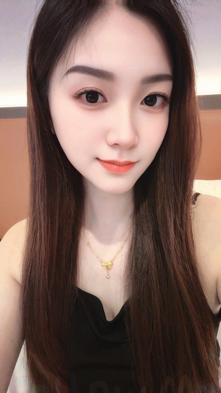 NOVITÁ ASSOLUTA 2 RAGAZZA ORIENTALE TROIA PERVERSA 👠POMPINO 3